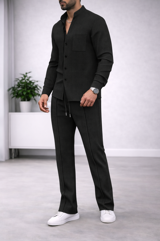 Conjunto de camisa y pantalón