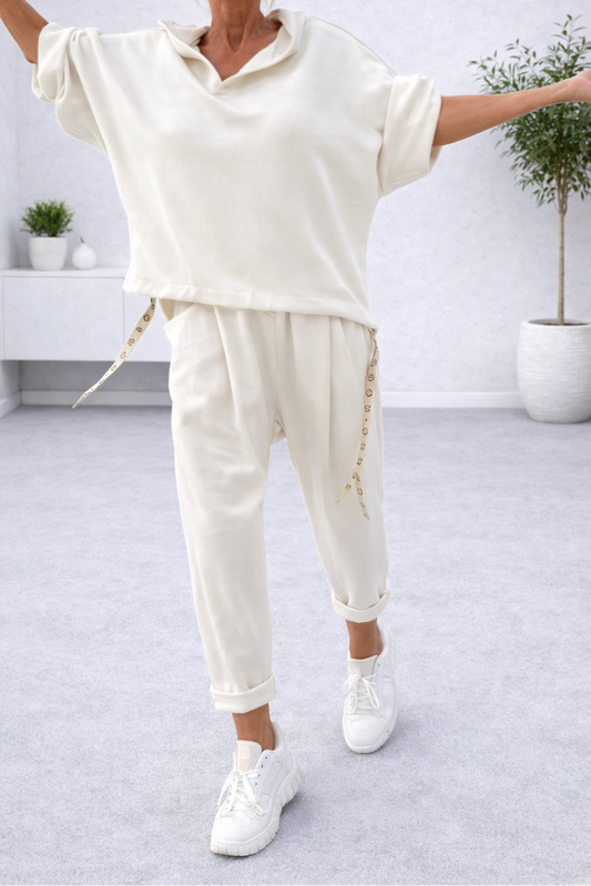 Conjunto sudadera oversize y pantalón